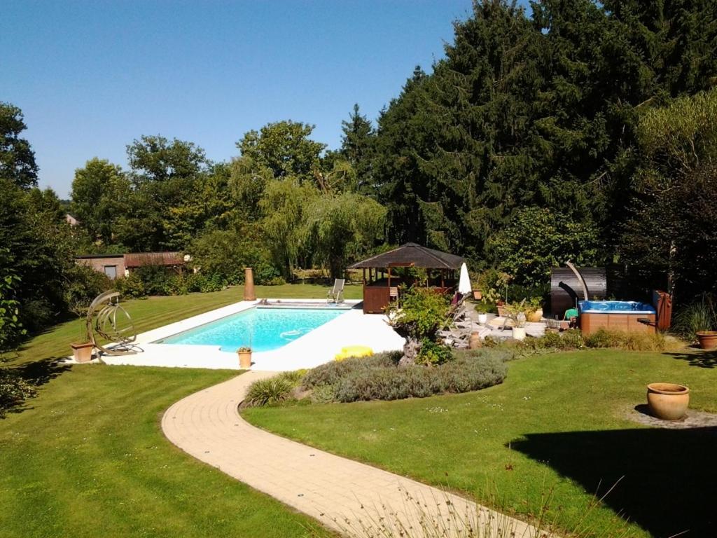 Le Spa Du Cabanon: Cabanon De Luxe Avec Spa Entierement Privatif Aye Exterior foto